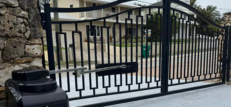 Swing Gate Opener with Keypad Manteca